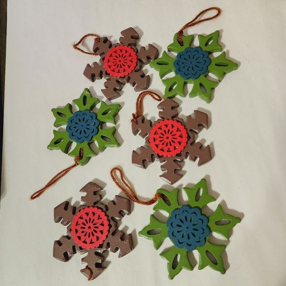 Set of 6 Wooden Earth Toned Snowflake Christmas Ornaments - Picture 1 of 3